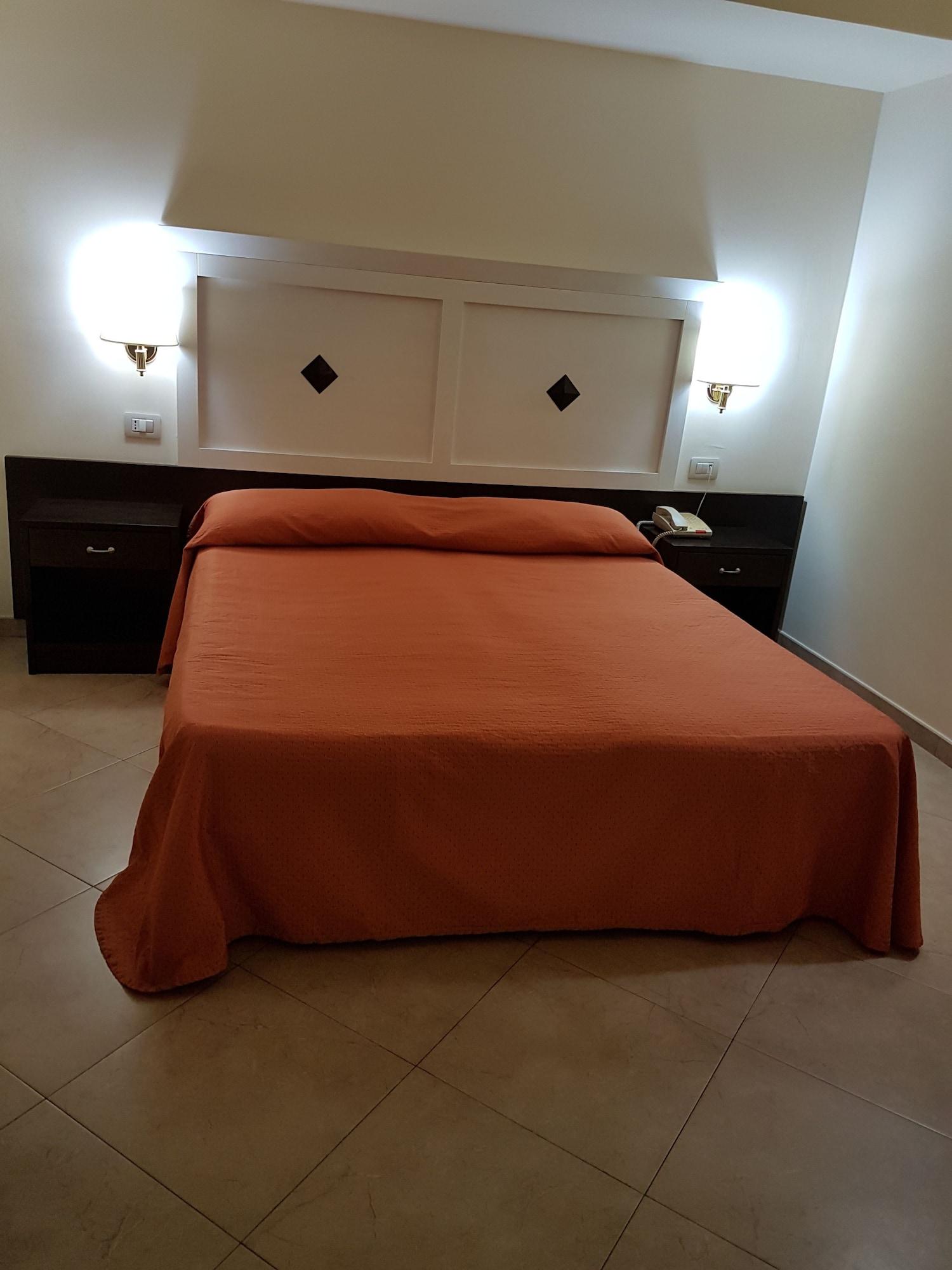 לטויאני Hotel Orizzonte מראה חיצוני תמונה