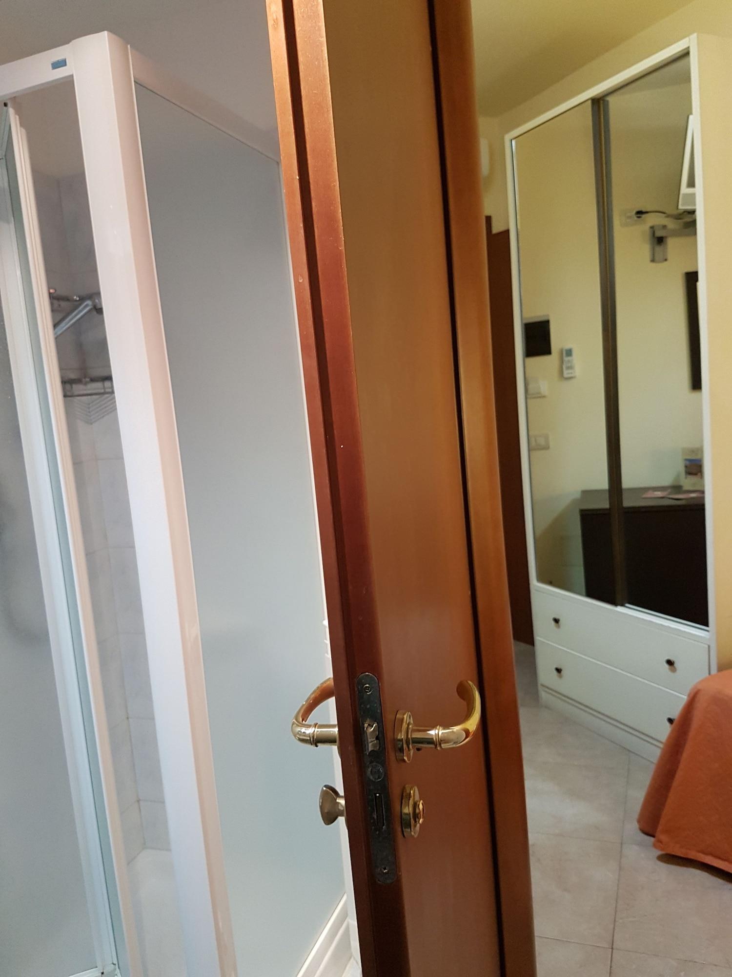 לטויאני Hotel Orizzonte מראה חיצוני תמונה