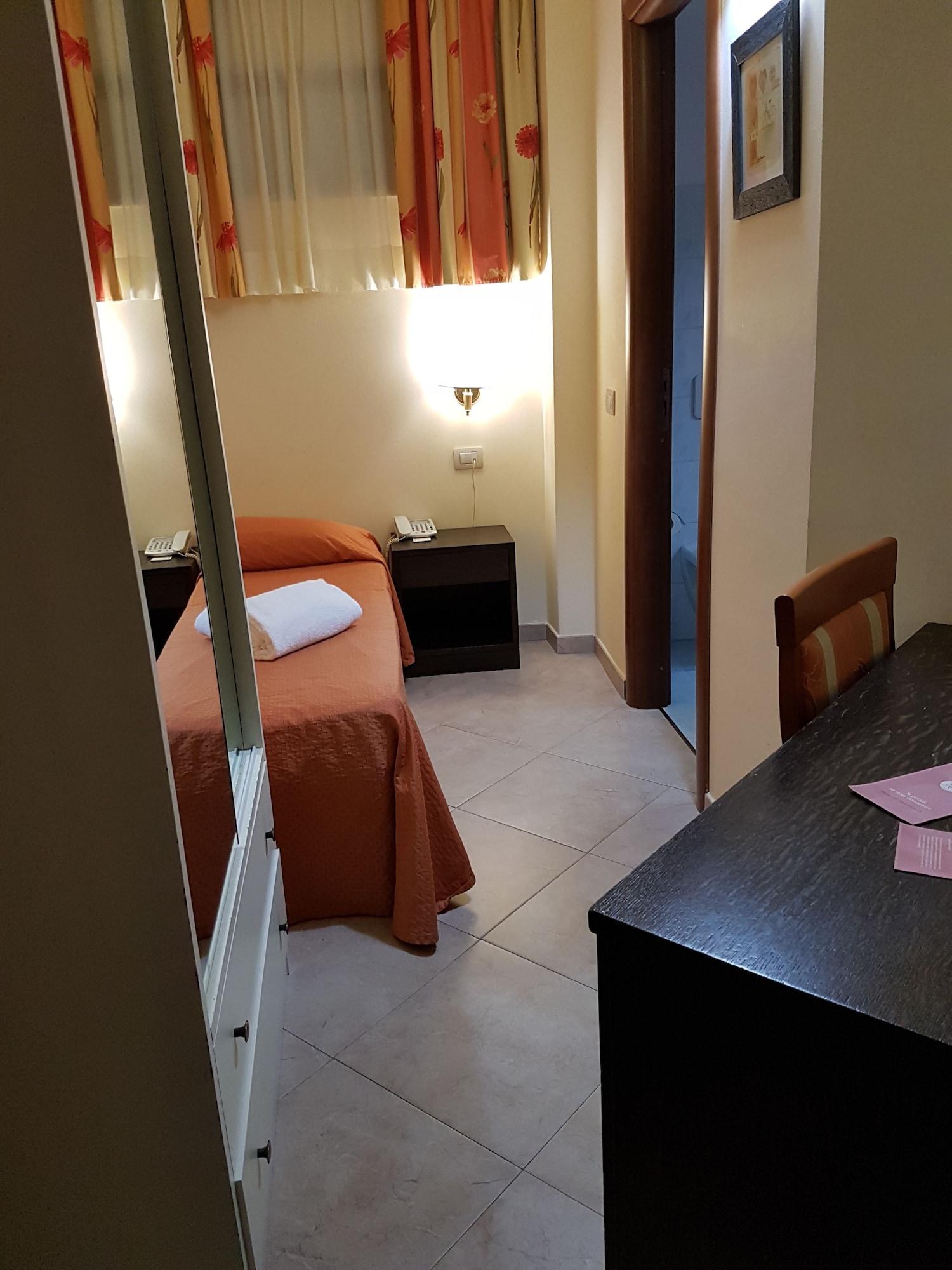 לטויאני Hotel Orizzonte מראה חיצוני תמונה