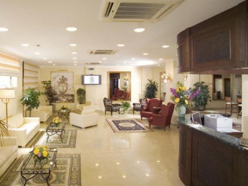 לטויאני Hotel Orizzonte מראה חיצוני תמונה