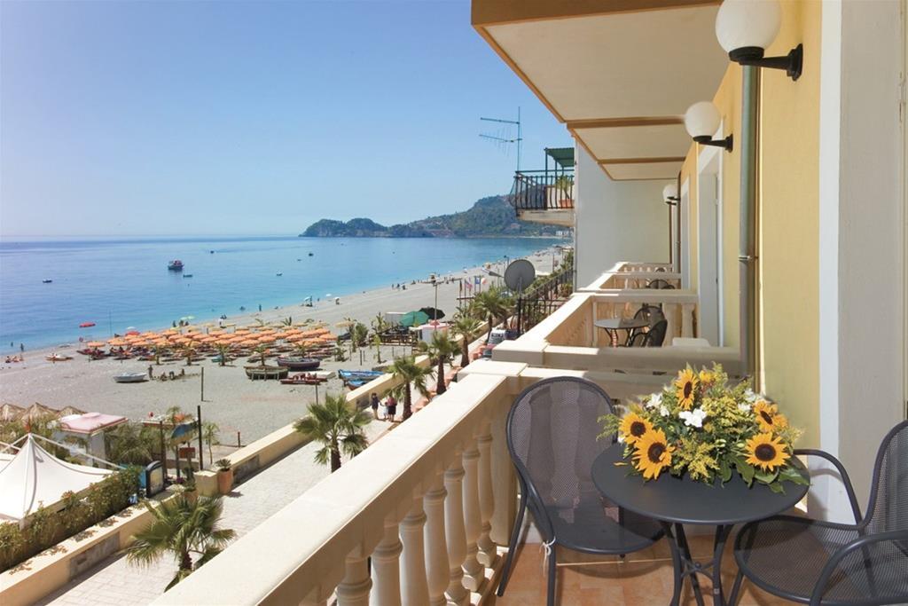 לטויאני Hotel Orizzonte מראה חיצוני תמונה